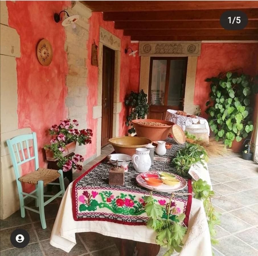 Casa Susanna Rural Sardinia Bed & Breakfast Sini Exterior photo